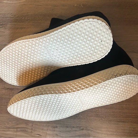 Aerosols, suede look black boot, size 8 - Picture 4 of 5